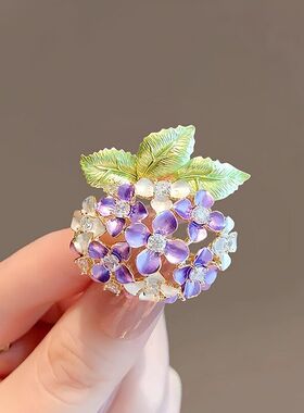 胸针饰品配饰款秋冬高级感烤漆气质女绣球花高档精致西装紫色别针