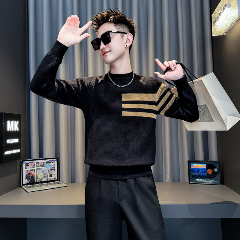 XS155小码男装修身针织衫