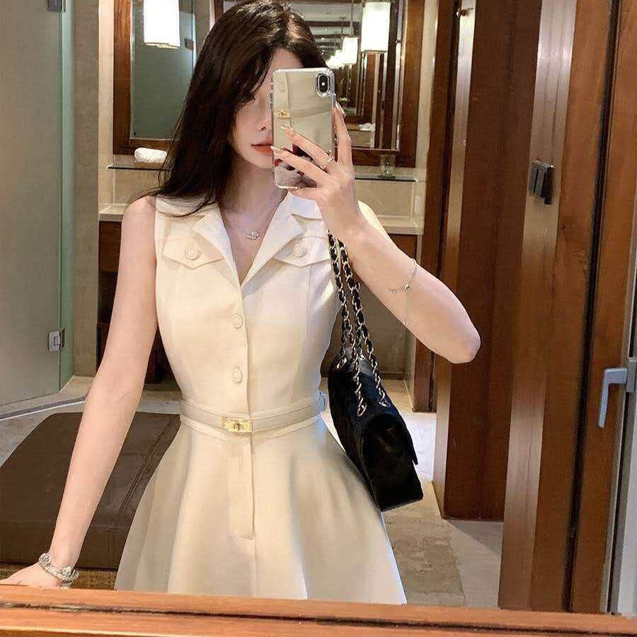 JustQin早春序26新款春夏装气质收腰短裙高级感无袖连衣裙女