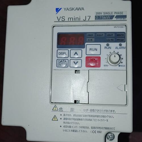 议价CIMR-J7AAB0P47 0.7KW 单相220V维修