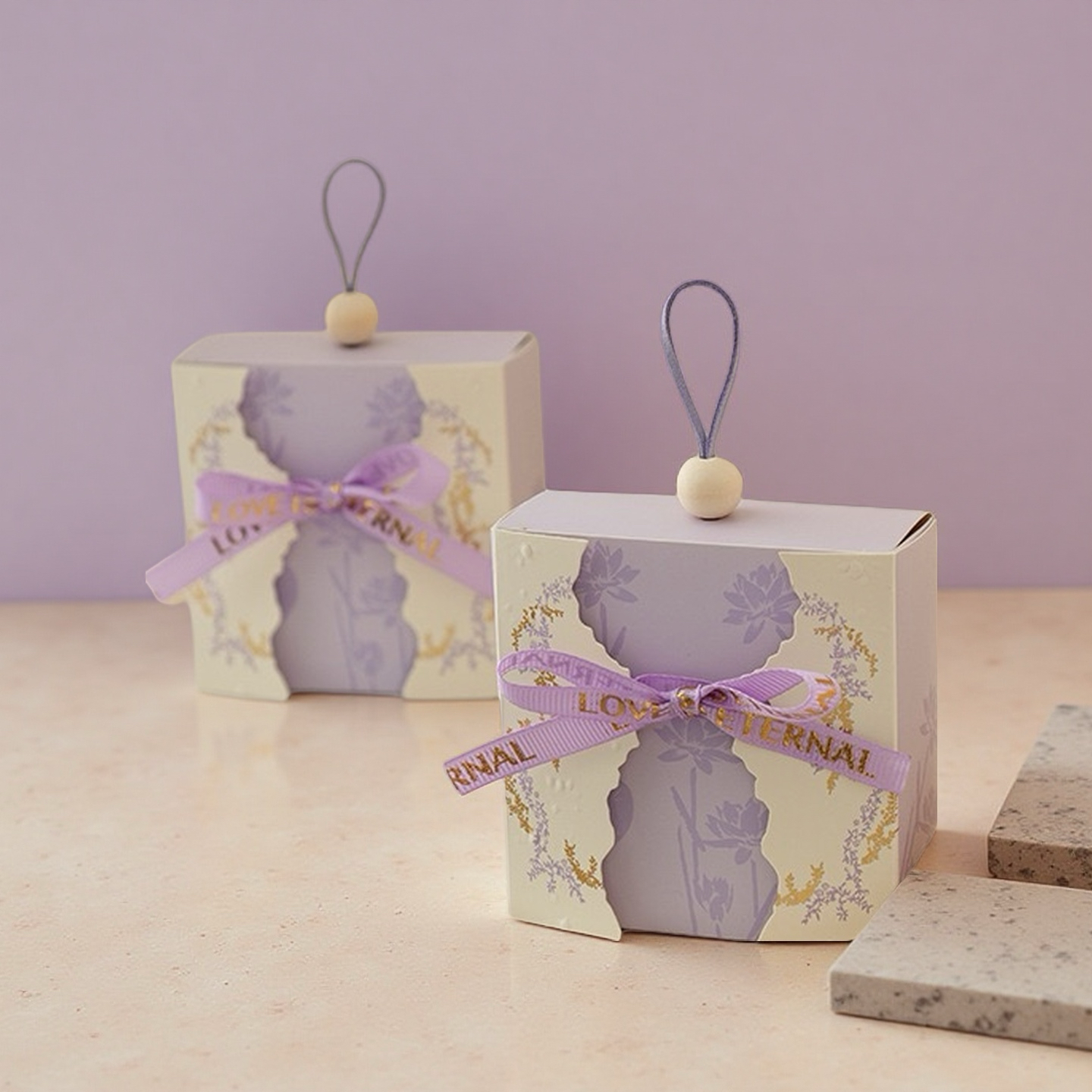 简约高级感婚礼伴手礼喜糖盒