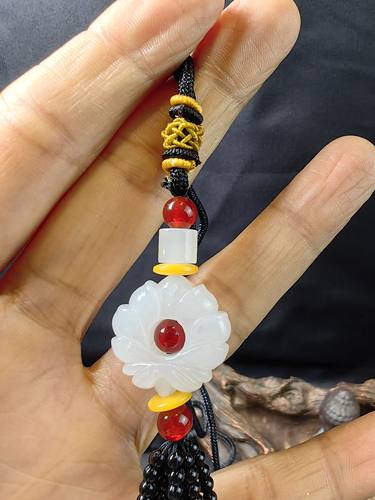 和田玉白玉莲花车挂天然保真礼物包挂钥匙挂花开富贵