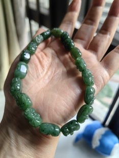 和田玉碧玉十八罗汉手链阳绿