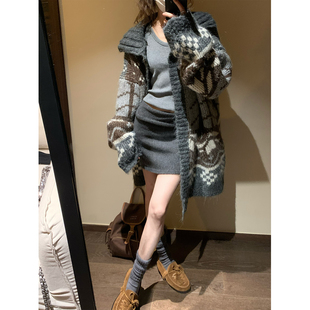 女 秋冬复古风费尔岛提花毛衣外套女宽松百搭针织开衫 留下 1992