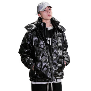 926 冬季新款潮牌亮色褶皱羽绒服男士连帽宽松外套图片