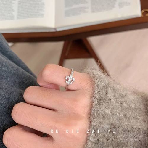 如蝶在野 拉丝鸢尾花点钻戒指中古轻奢清冷高级感叠戴尾戒开口戒