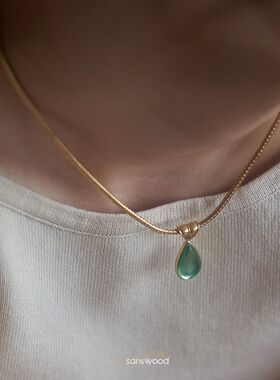 挪威无森林 复古保色时髦金水滴天然ins项链女小众锁骨链