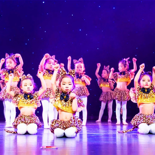 爱跳舞的小怪兽儿童演出服装幼儿舞蹈服太空小狮子舞台动物表演服