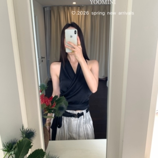 YOOMINI 背心 只卖背心 缎面光泽感极简高智大牌感短款