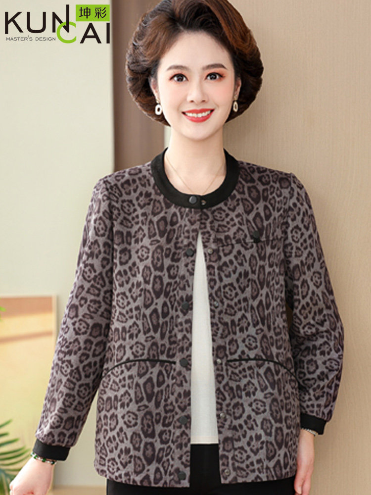 小香风妈妈春装洋气时尚短款外套中老年女春秋薄款豹纹夹克上衣服