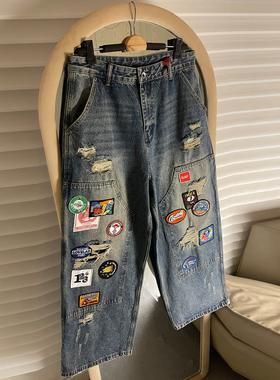 巴黎风格美式复古徽章刺绣浅色牛仔裤男女潮牌宽松休闲破洞阔腿裤