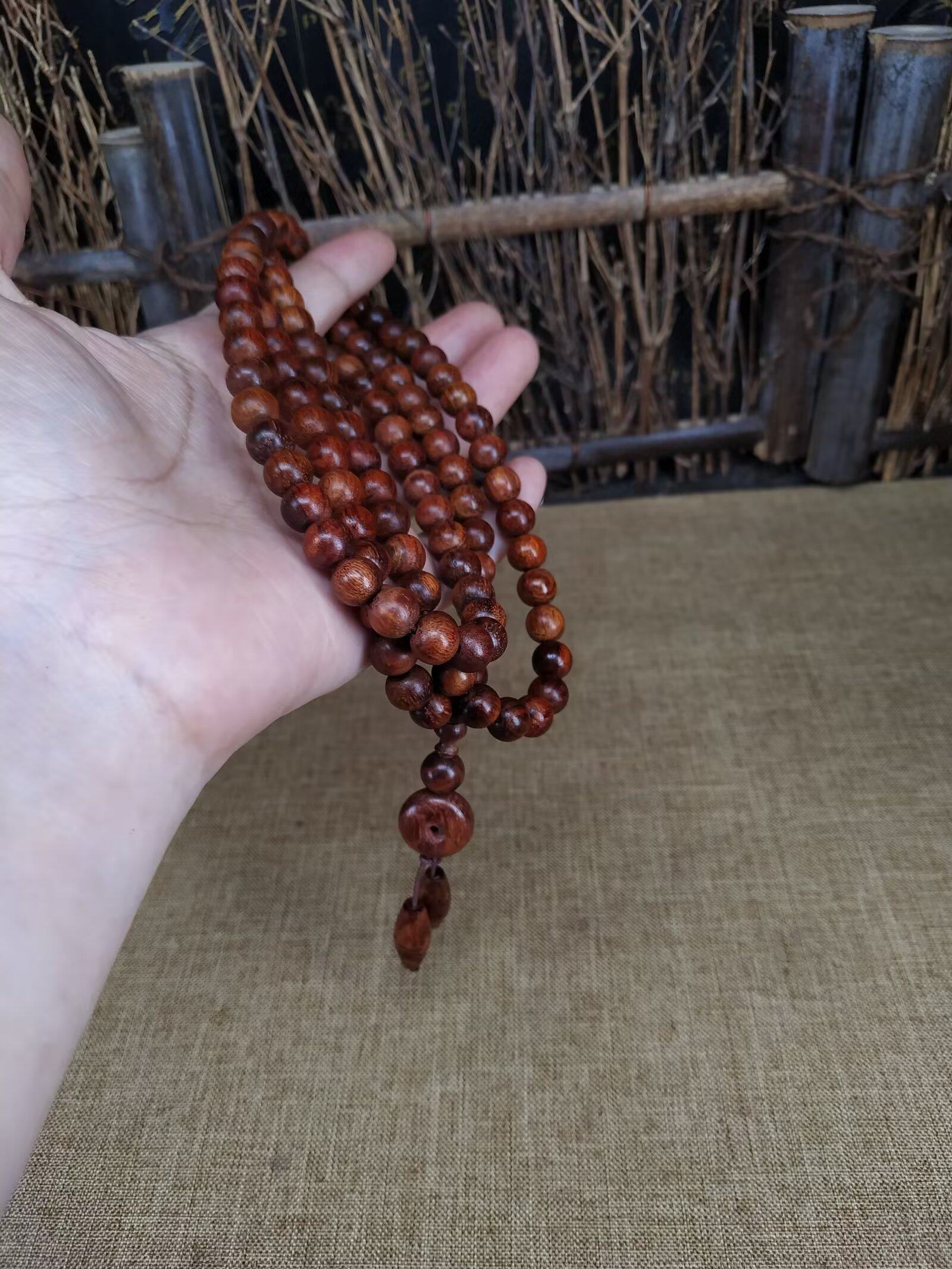 正宗海南黄花梨佛珠手串手链长链0.8*108颗一物一拍厂家直销特价