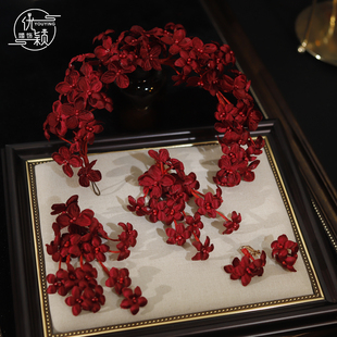 高级感手工酒红色缎面花朵发箍新中式新娘结婚头饰旗袍敬酒服发饰