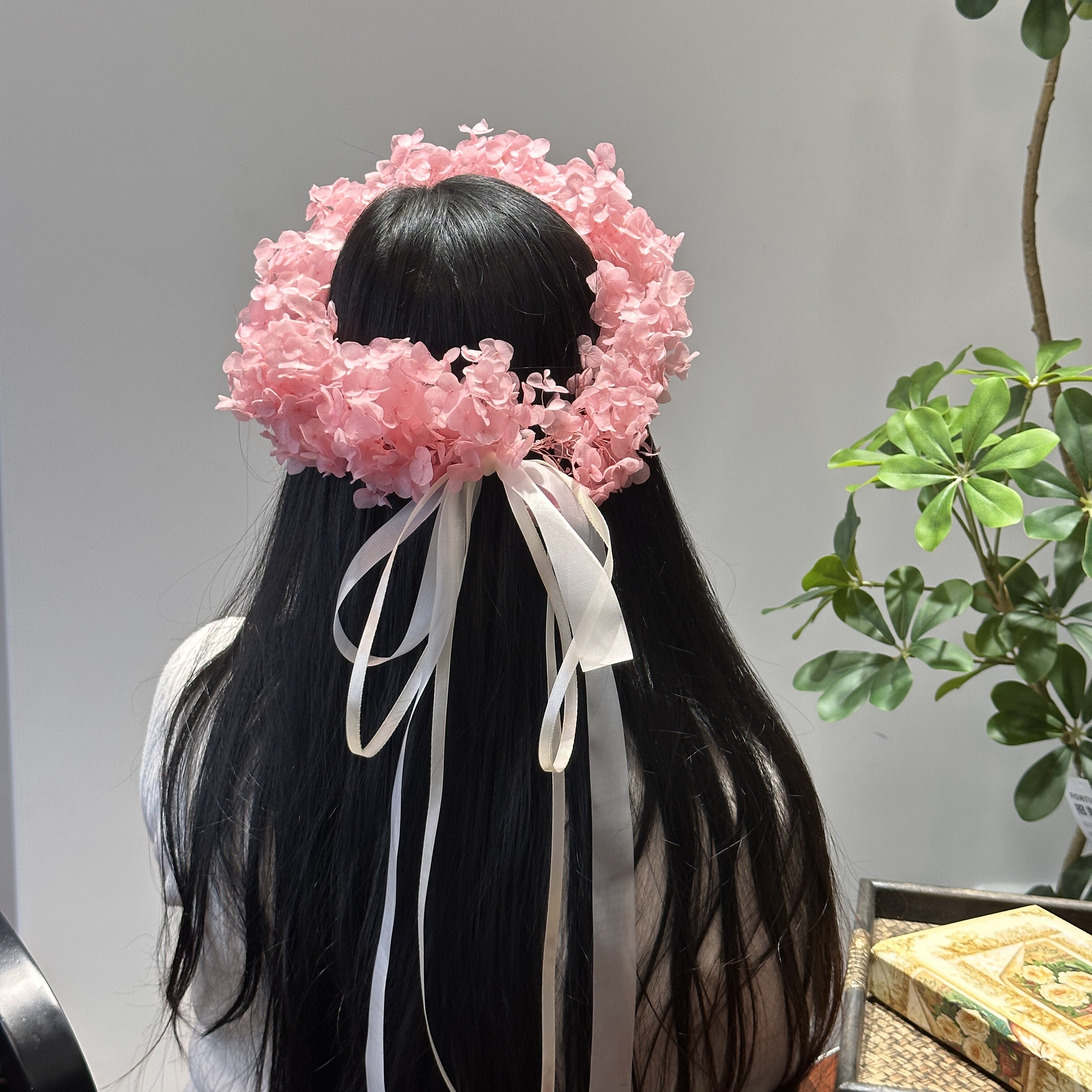 优颖森系永生花手工粉色花环仙气头饰新娘结婚礼服婚纱摄影跟妆