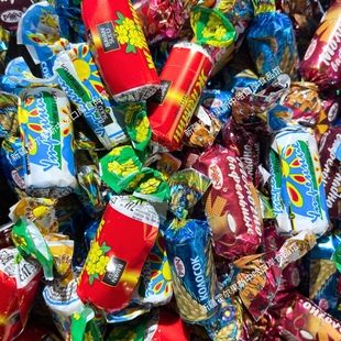 哈萨克斯坦巴彦丝路麦子糖休闲零食糖果婚庆霍尔果斯口岸