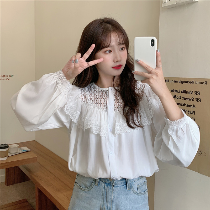 Real shot and real price design feeling lace hollow stitching Long Sleeve Shirt