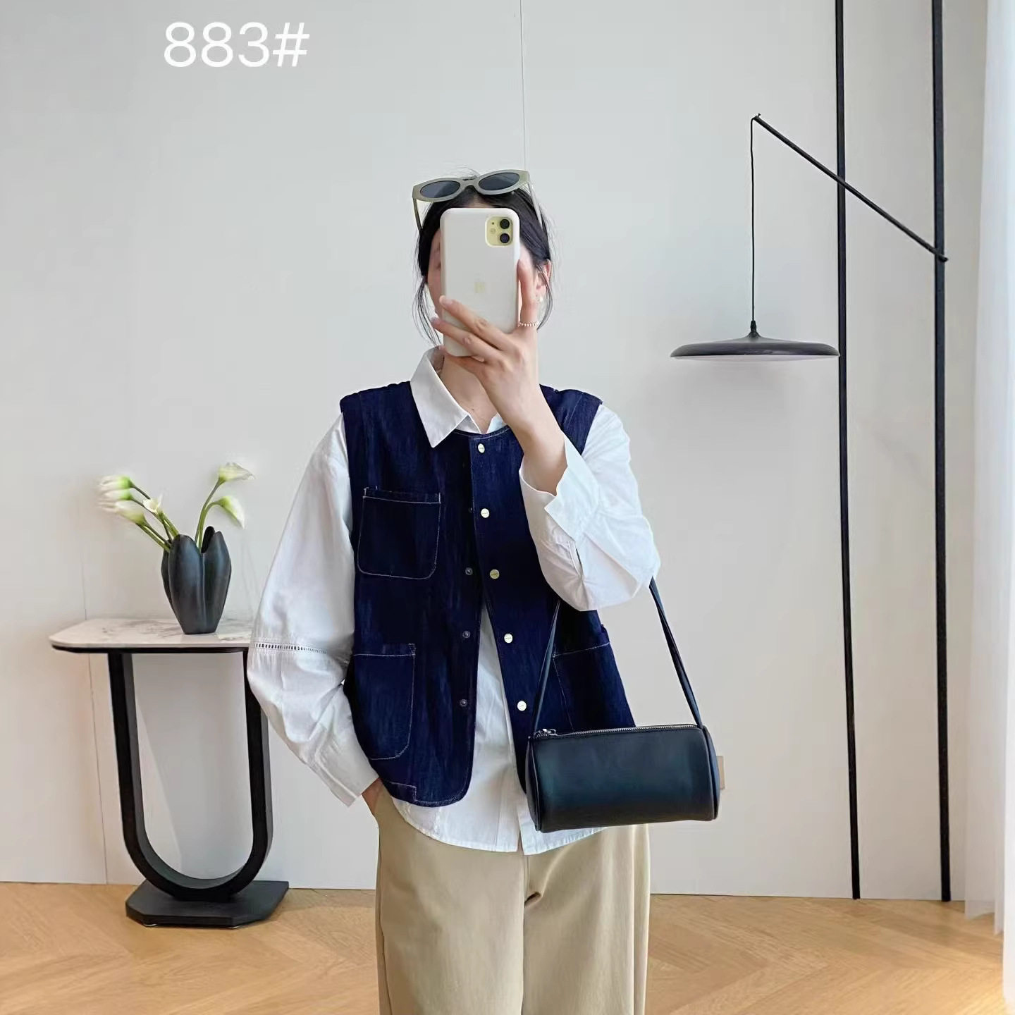 26年春款牛仔马夹女宽松休闲韩版学院风马甲明线口袋圆领坎肩新款