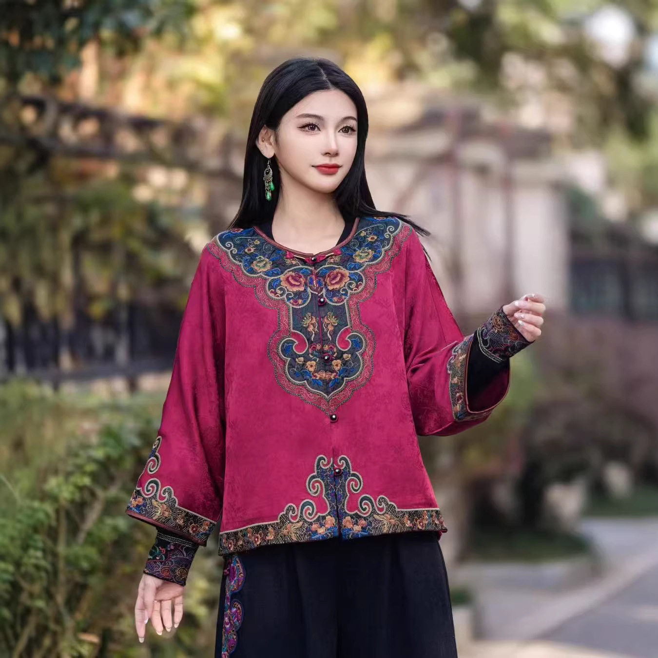 26年春款外套女复古国风刺绣民族风外套上衣九分袖新中式外套上衣