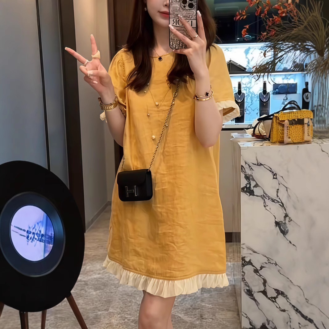 巨好看的夏装连衣裙2025年新款今年流行爆款百搭茶里茶气小裙子