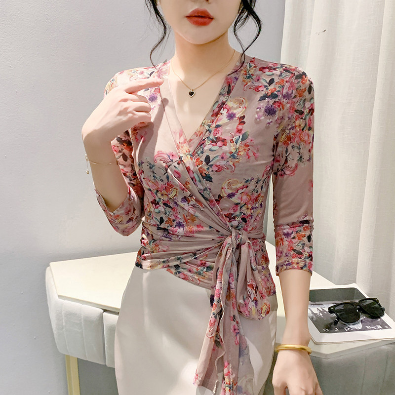 性感V领气质碎花网纱系带上衣女
