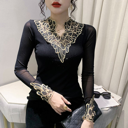 加绒打底衫女秋冬2024新款刺绣网纱上衣性感烫钻V领长袖T恤小衫潮
