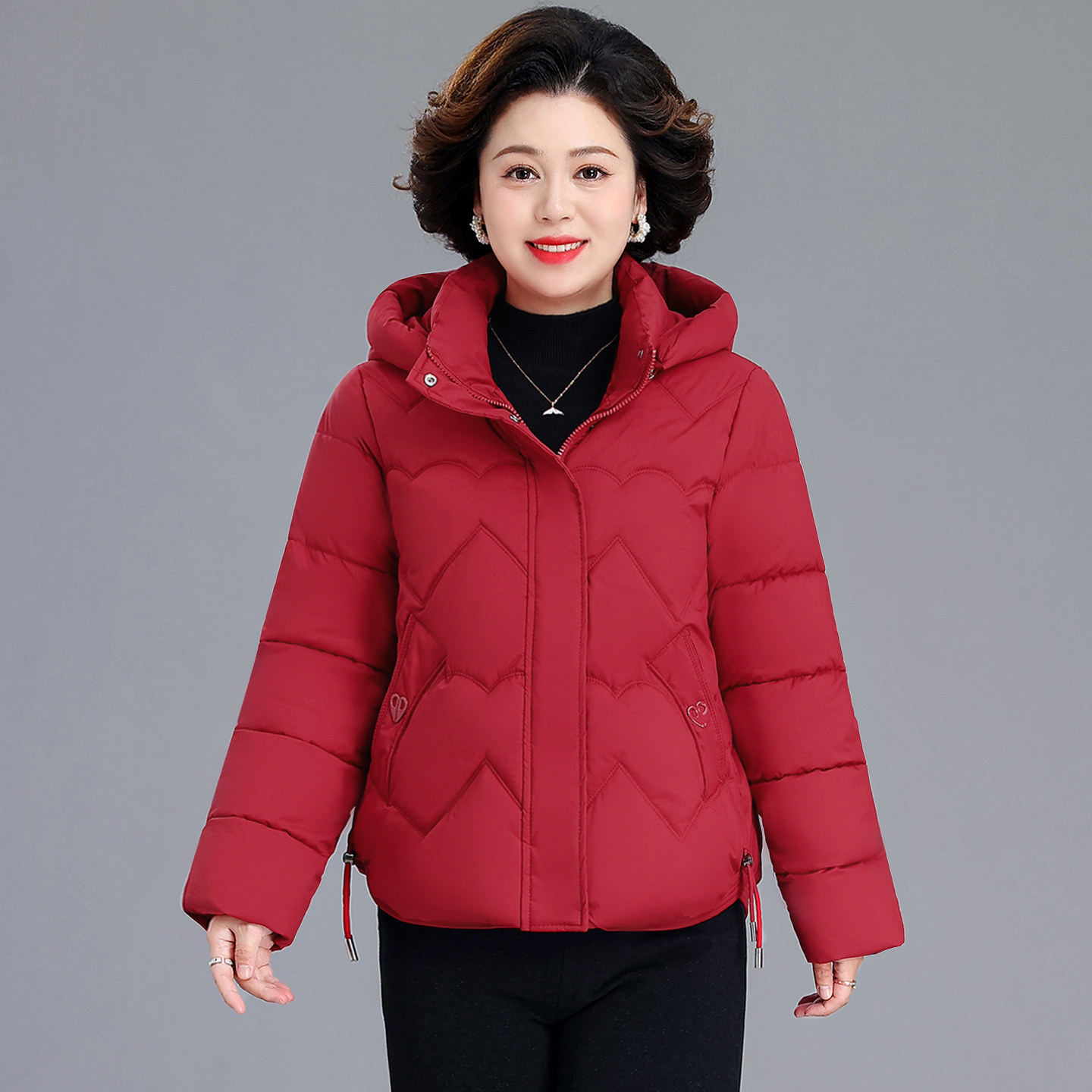 妈妈装加厚棉服女短款连帽爆款中老年人冬季外套保暖棉衣洋气棉袄