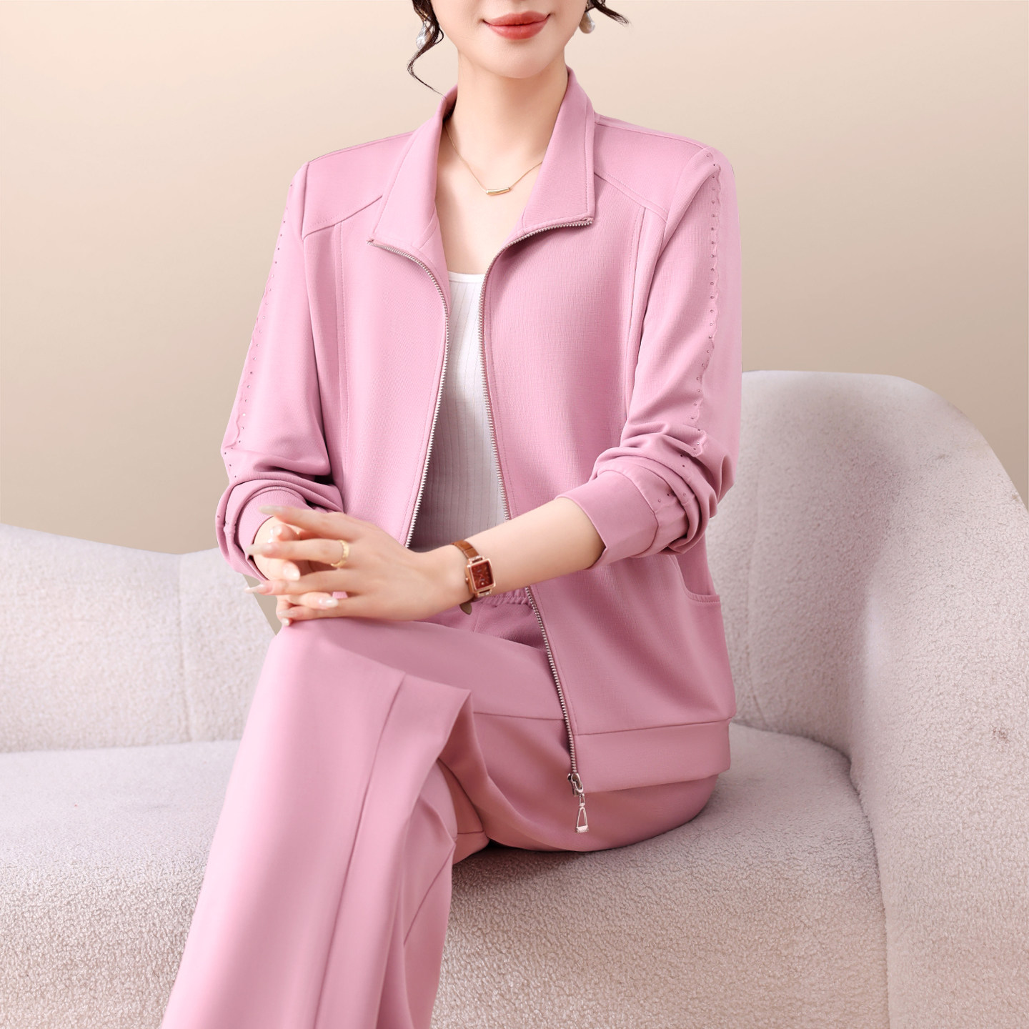 新款2026运动服女士春秋季大码显瘦减龄妈妈时尚洋气质立领两件套
