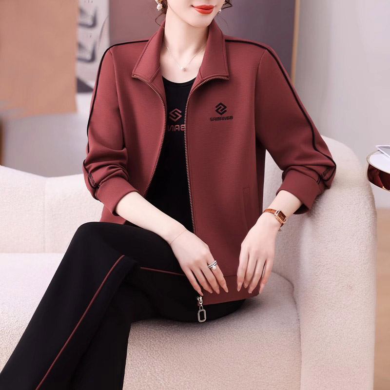 中老年女装运动服套装春秋2026新款妈妈春装外套休闲卫衣中年上衣图片