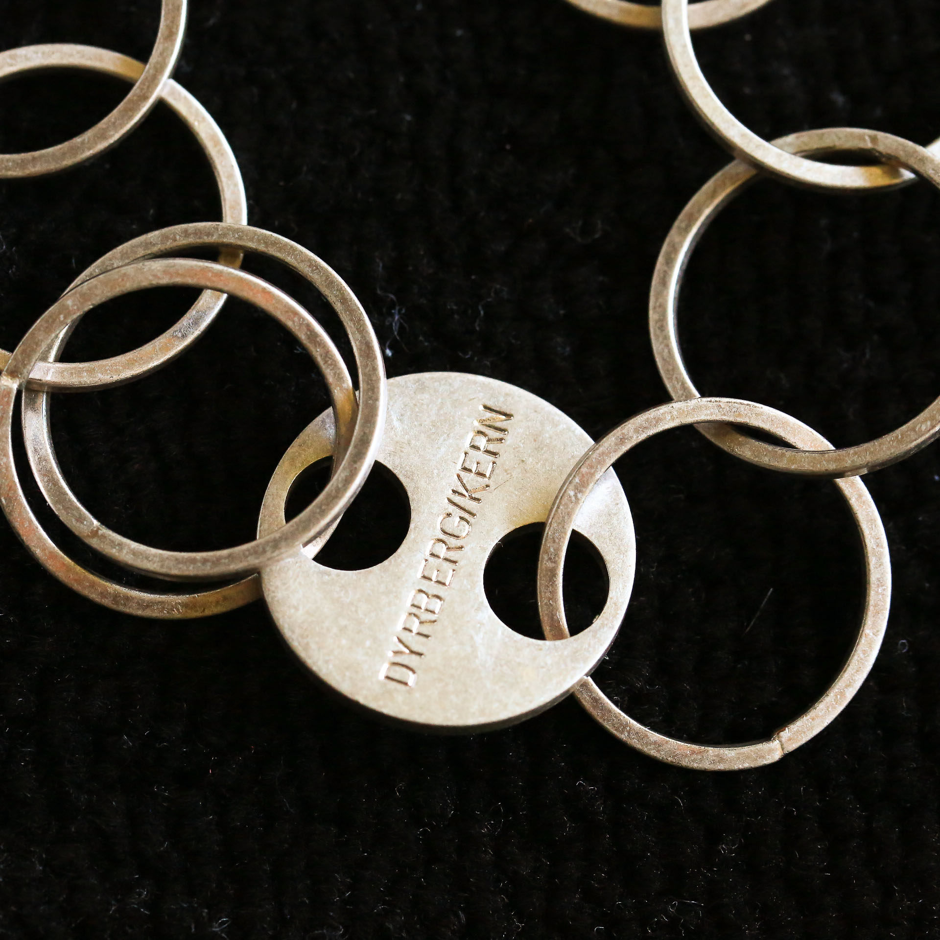goods in stock! DYRB ERG/KERN Northern Europe Modern style circle Silver Necklace sweater chainin the Accessories/Fashion Jewelry, Necklace  category - from Buy2taobao.com to provide professional Taobao agent buy service