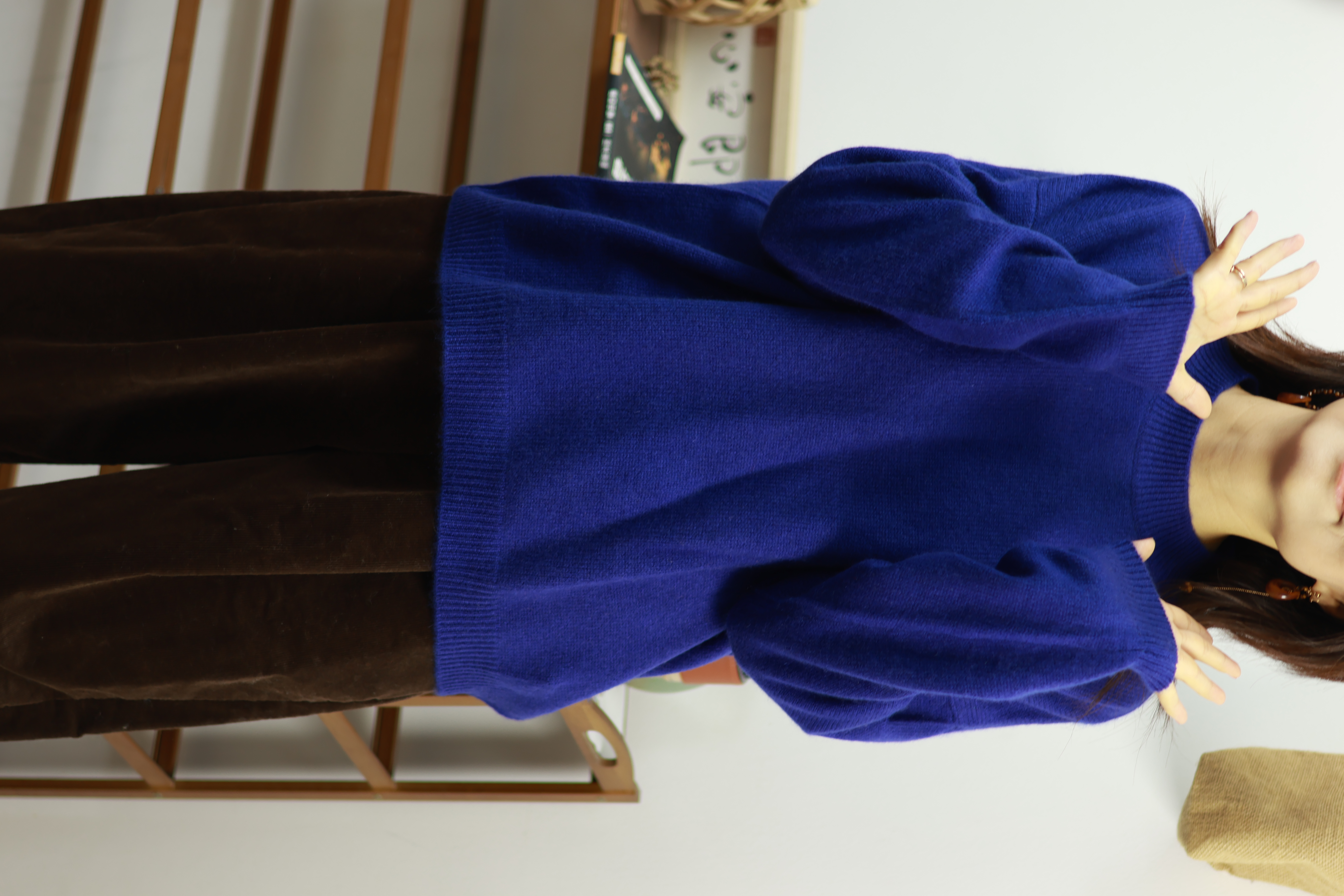 【LU】 糖果姐姐  100%山羊绒圆领套头毛衣  针织加厚打底衫/百搭