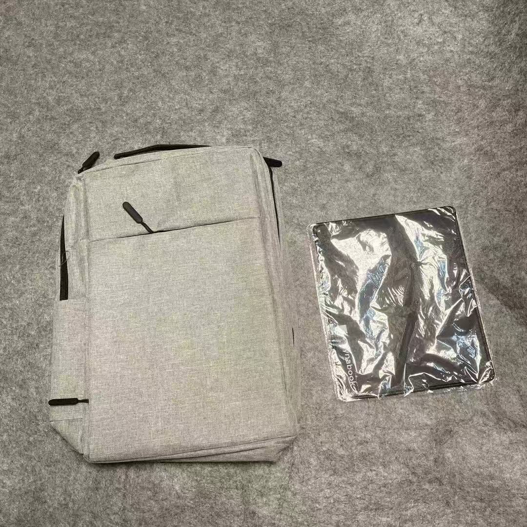 13寸标准笔记本电脑包双肩包 送鼠标垫