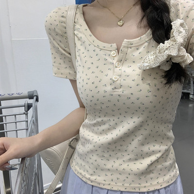 纯欲风正肩短袖T恤女夏季bm风方领纽扣碎花纯棉设计感小个子上衣