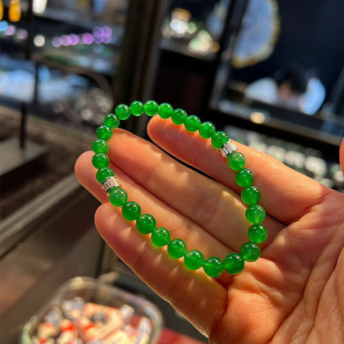 冰透翡翠手串帝王绿手链气质百搭