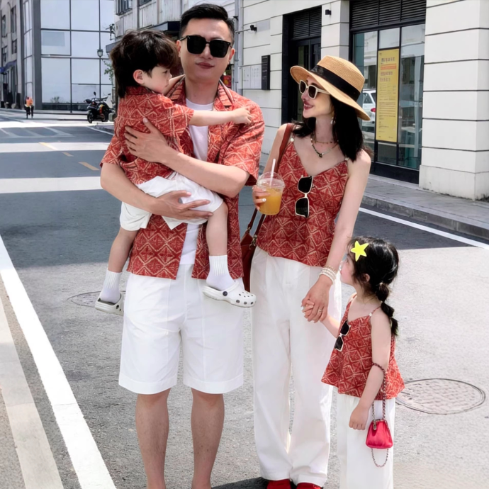 高端旅游亲子装夏装显瘦修身母女吊带裙三亚海边度假港风父子衬衫