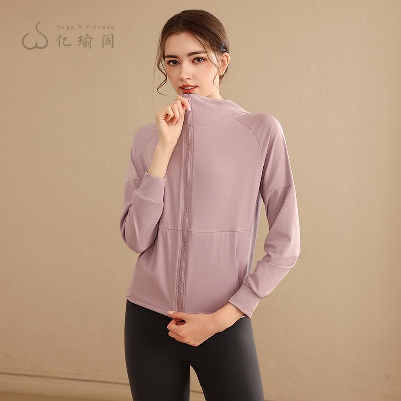 宽松连帽运动外套女拉链开衫显瘦