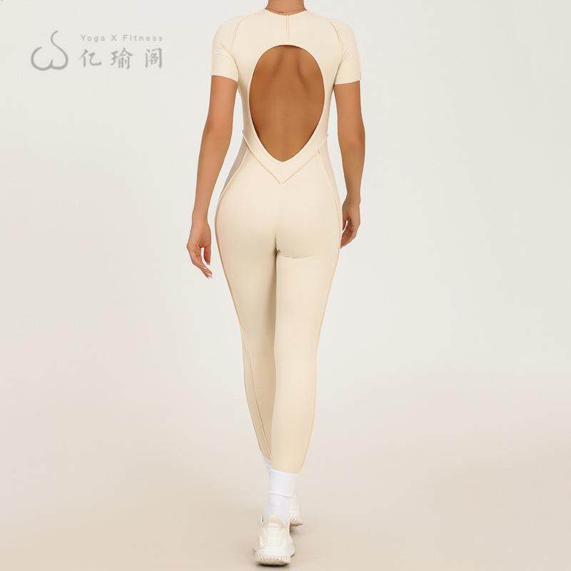欧美秋冬立体紧身运动短袖长裤连体衣露背一体式连体含胸垫瑜伽服