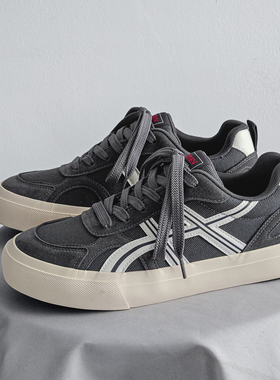 2025秋季新款帆布鞋男韩版百搭翻毛皮滑板鞋男学生运动休闲鞋男鞋