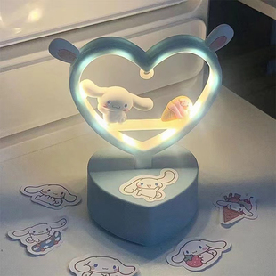 生日礼物女生闺蜜女孩实用初中库洛米玉桂狗hellokitty毕业小夜灯