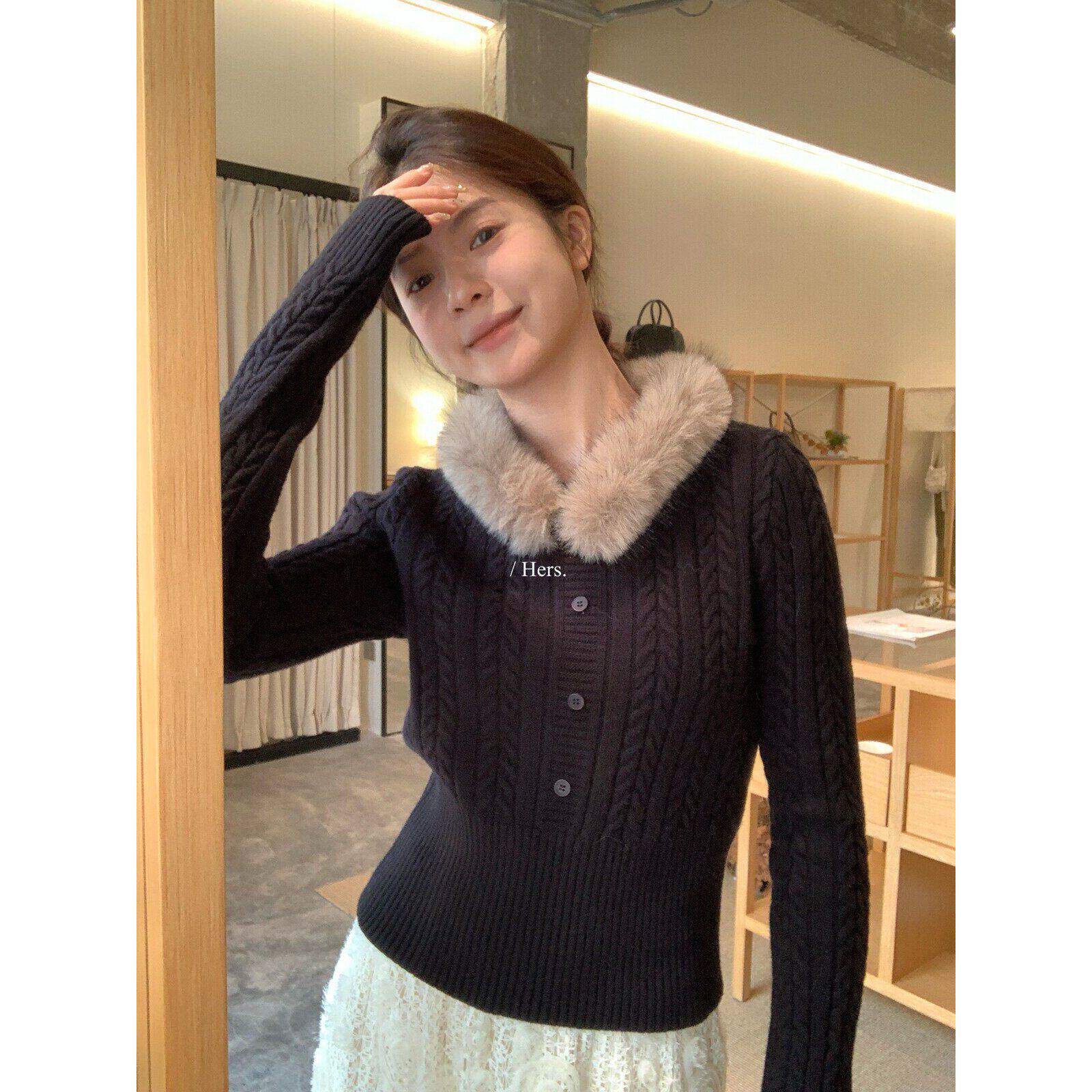 【孤品清仓】hers92754可拆卸毛毛领麻花保暖毛衣女