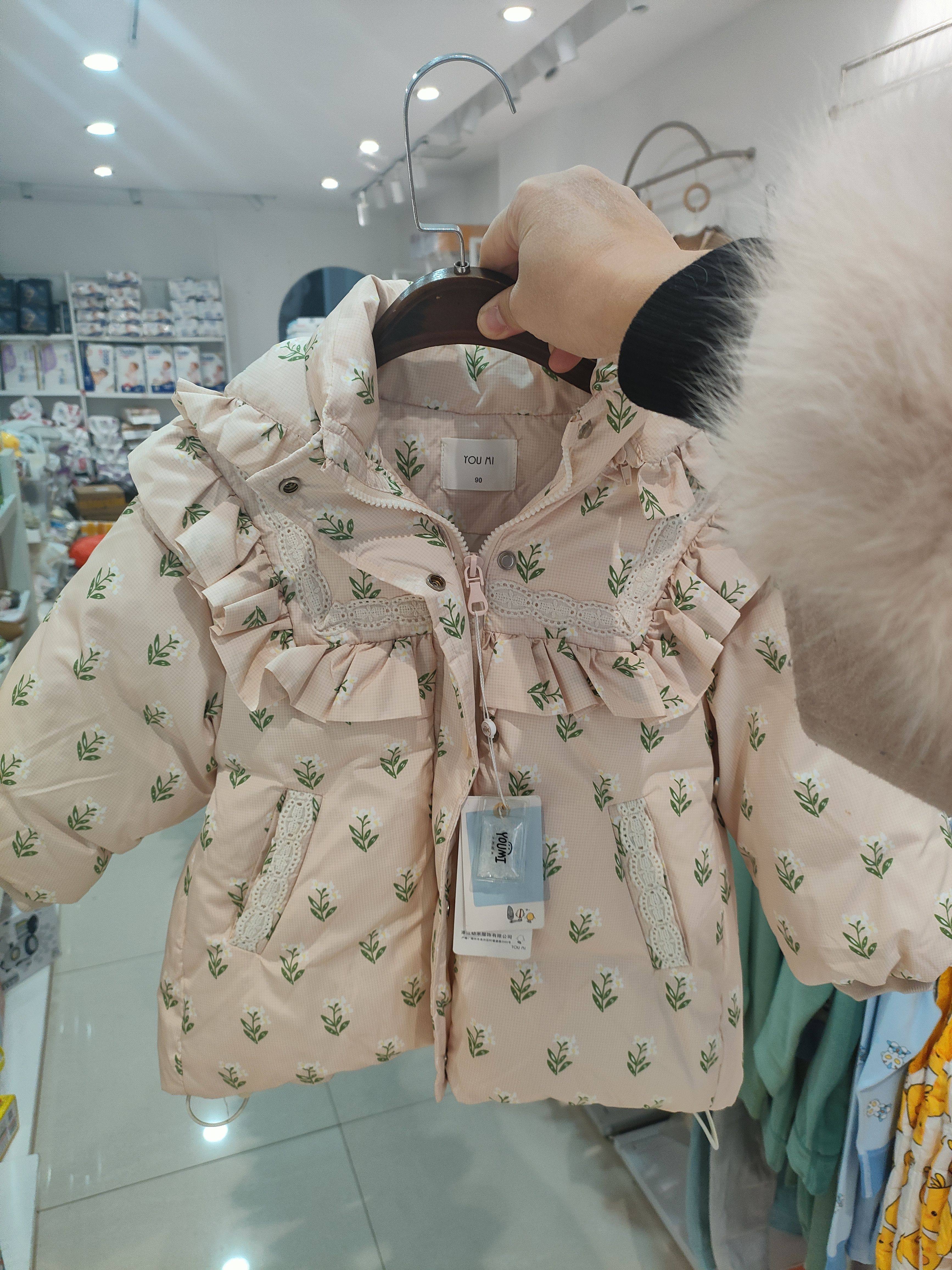 a哟幼米专柜正品加厚碎花韩版可爱羽绒服，外套大衣