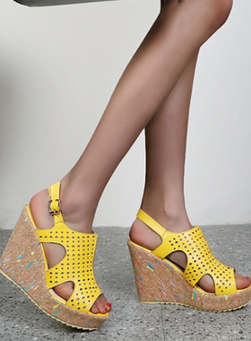 坡跟凉鞋鱼嘴鞋大码40-43码超高跟防水台厚底女鞋镂空罗马鞋黄色