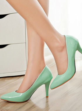 性感绿色高跟鞋显瘦浅口尖头漆皮高跟单鞋大码43 44 45 46 47码鞋