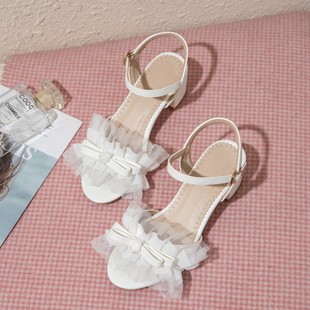 甜美蝴蝶结粗跟女鞋子小清新蕾丝花边中跟凉鞋大码44 45 46 47 48