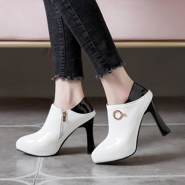 拼色漆皮尖头超高跟深口单鞋49码