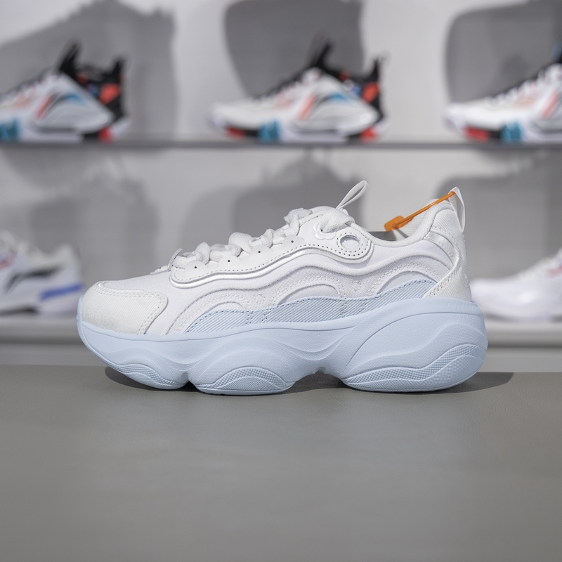 李宁减震女子系带休闲鞋