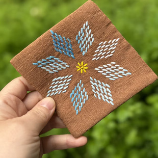 茶席 纯手工刺绣杯垫 手工制作 工厂直销 欢迎订制 批发10*10CM