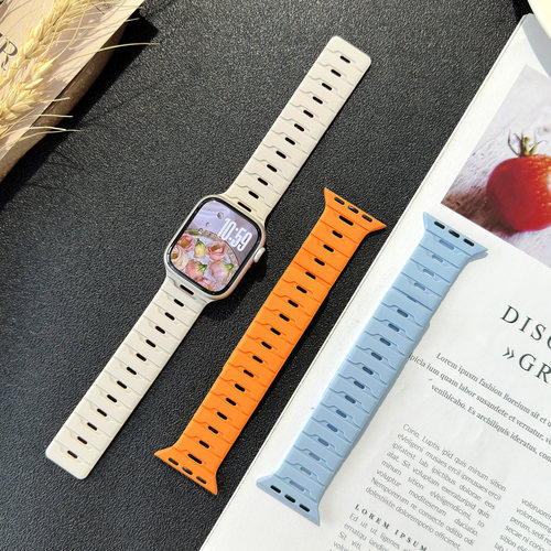 适用AppleWatch11ultra3se磁吸硅胶表带苹果手表8910透气运动双色