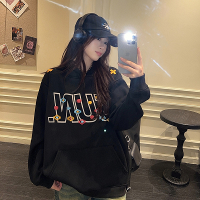 高级感加绒刺绣卫衣女秋冬2025新款爆款时尚洋气大码宽松加厚外套