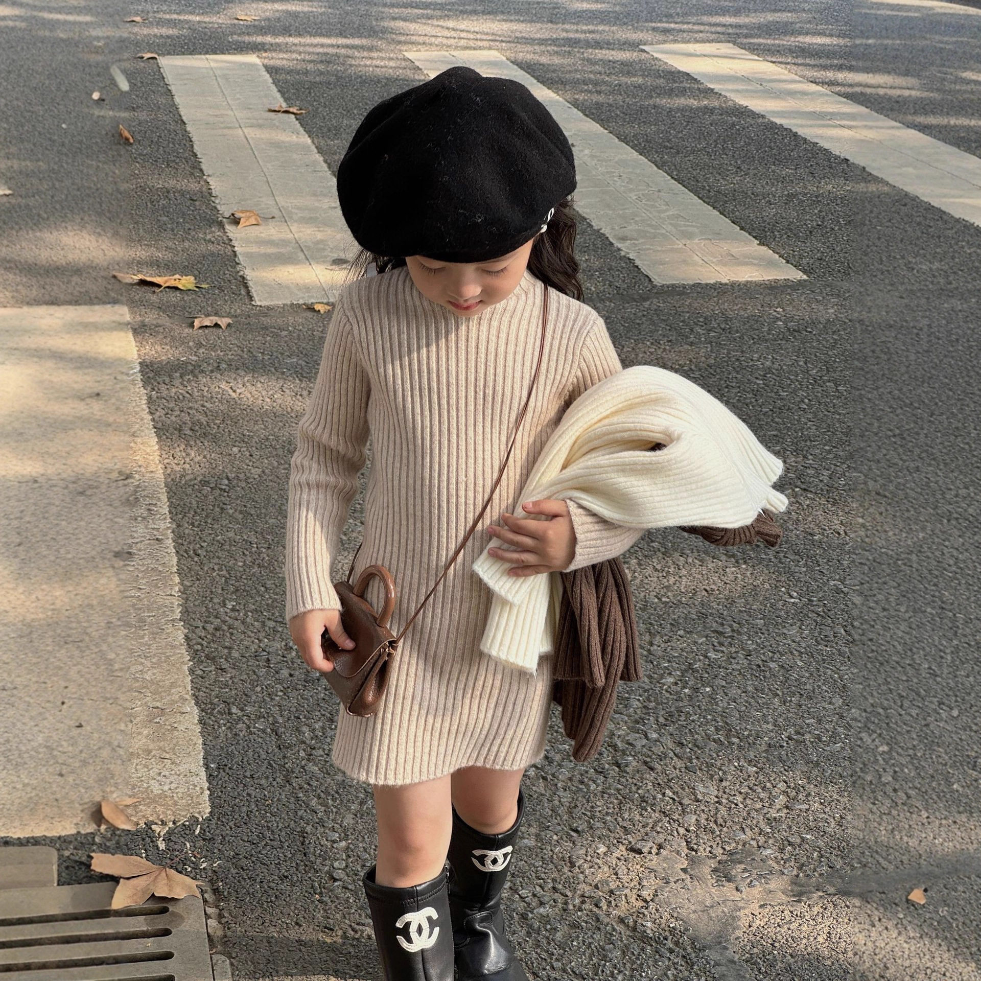 女童中长款打底衫2025秋冬新款宝宝韩版保暖针织女孩毛衣连衣裙潮