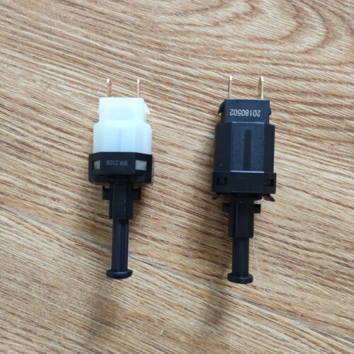 昌河福瑞达M50离合器开关昌河m50S离合器上部开关两插